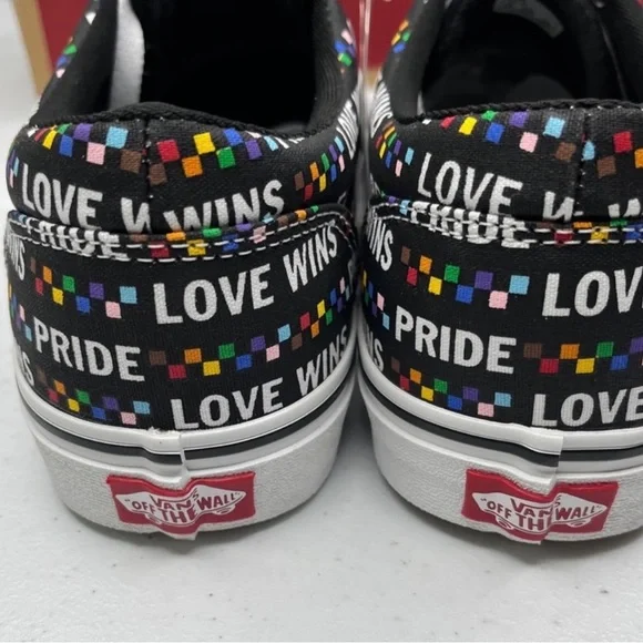 NIB Vans Doheny Pride Sneaker Love Wins Lace Up Off The Wall Men’s - Picture 9 of 11